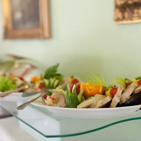Restauracja Imprezy Wesela - Szkolenia * Mysłakowice
